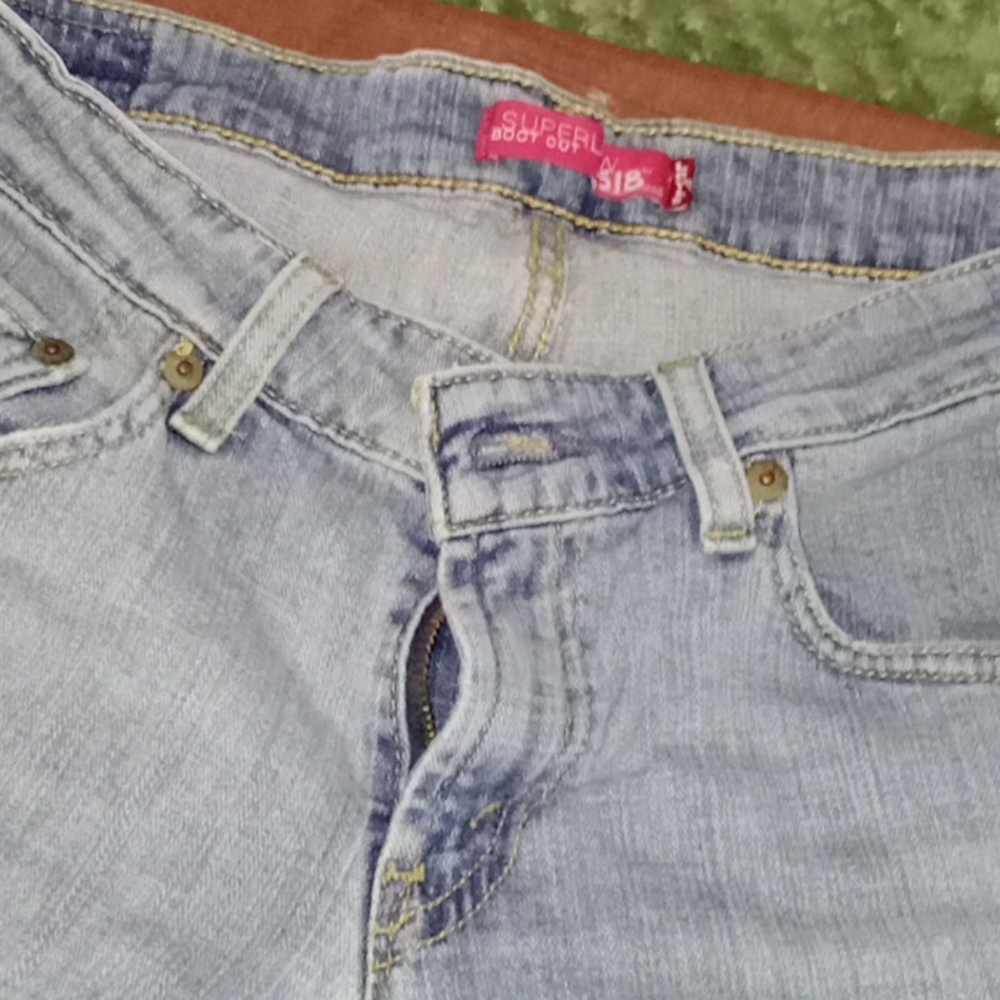 Super low Levi's - Picture 5 of 7